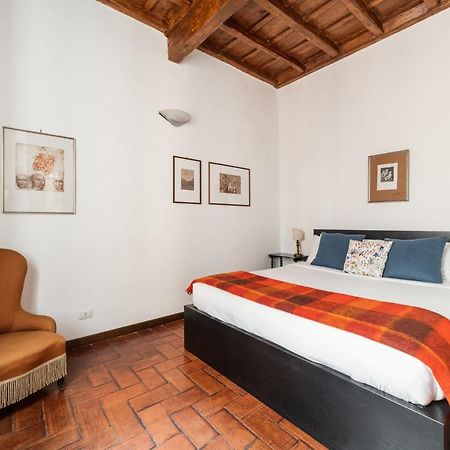 Domus Quiritum Charming, Appartamento D'Epoca A Campo De' Fiori Roma Dış mekan fotoğraf