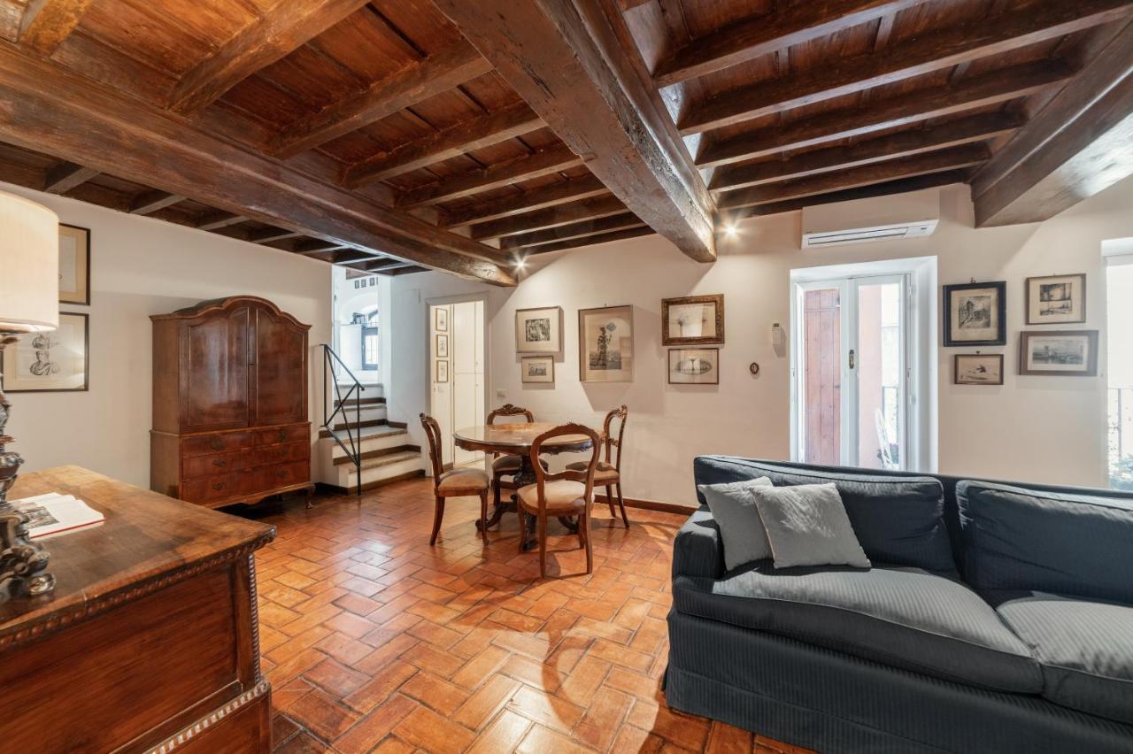 Domus Quiritum Charming, Appartamento D'Epoca A Campo De' Fiori Roma Dış mekan fotoğraf