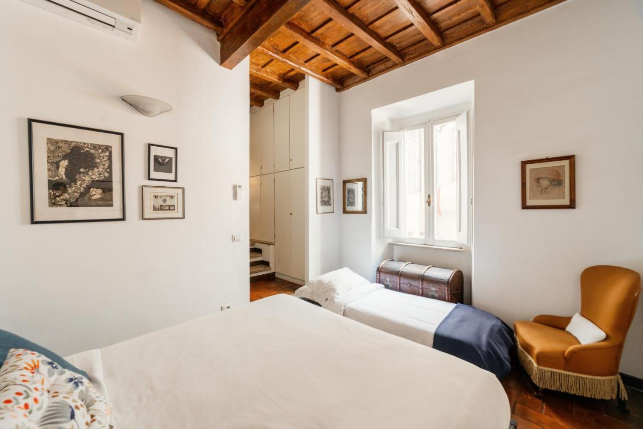 Domus Quiritum Charming, Appartamento D'Epoca A Campo De' Fiori Roma Dış mekan fotoğraf