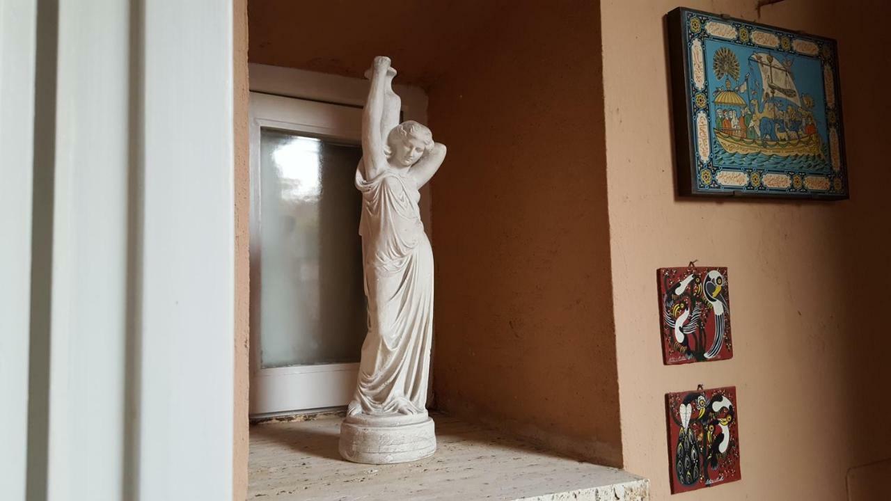 Domus Quiritum Charming, Appartamento D'Epoca A Campo De' Fiori Roma Dış mekan fotoğraf
